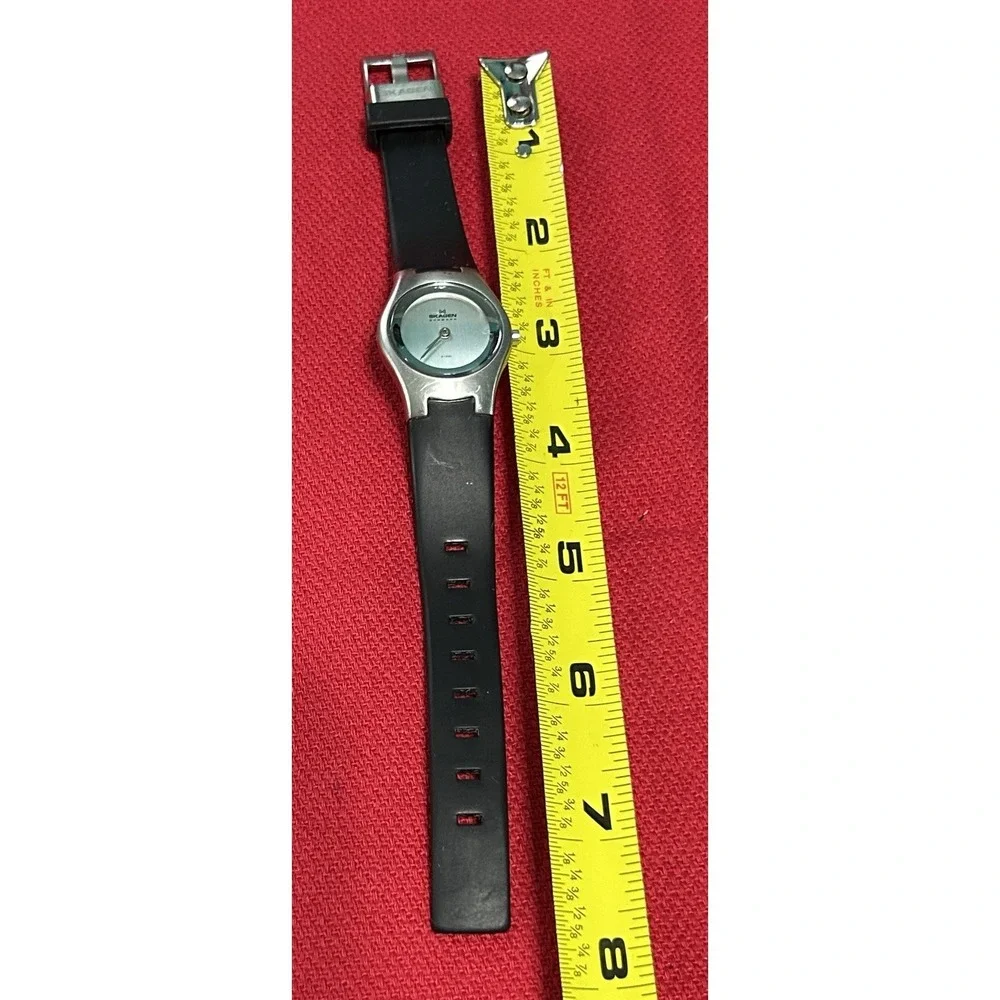 Skagen Womens 235SSR Quartz Watch‎ Original Band New Battery